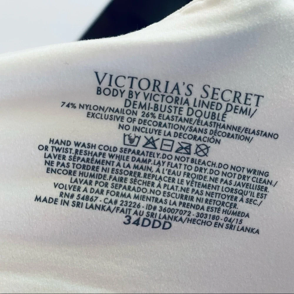 Victoria’s Secret Lined Demi Bra - Picture 3 of 3